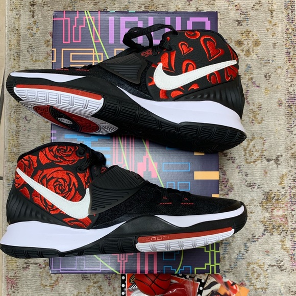 SneakerRoom x Kyrie 6 "MOM" (Black) US 10.5 - Picture 7 of 7